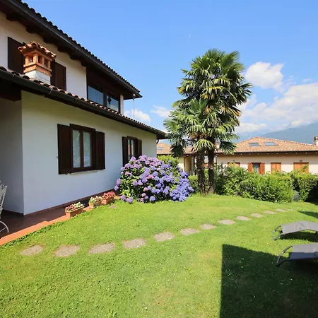 Villa Quattro Stagioni Colico Exterior foto