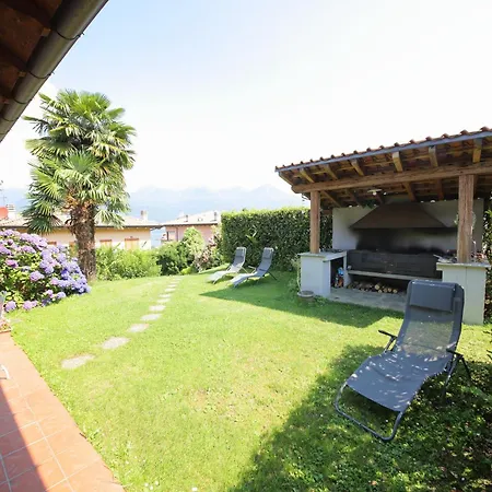 Villa Quattro Stagioni Colico Exterior foto